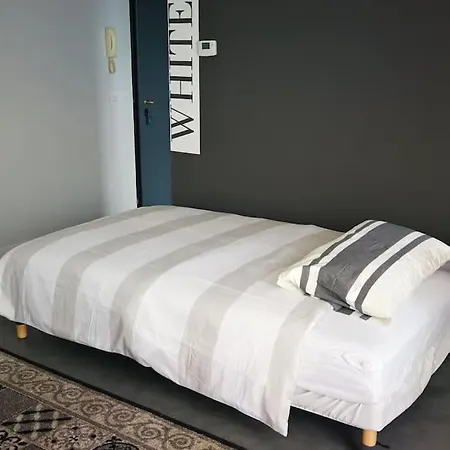 Black & White Flat In Naviglio/ Porta Genova * 밀라노